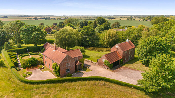 4 Bedroom Detached House For Sale In Gowts Farm Main Road Saltfleet Louth, LN11