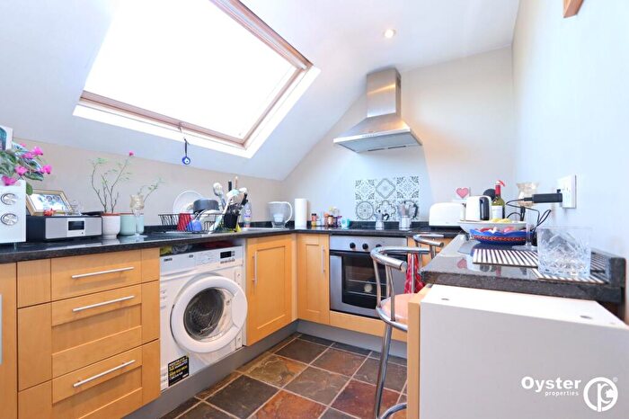 Studio To Rent In Chase Side, Southgate, N14