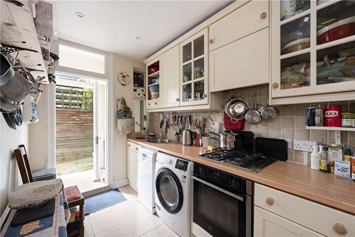 2 Bedroom Flat For Sale In Trinity Fields, Wandsworth Common, London, SW17