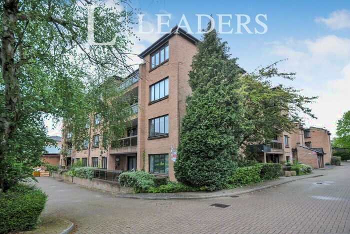 2 Bedroom Flat To Rent In Andace Park, Widmore Road, Bromley, BR1