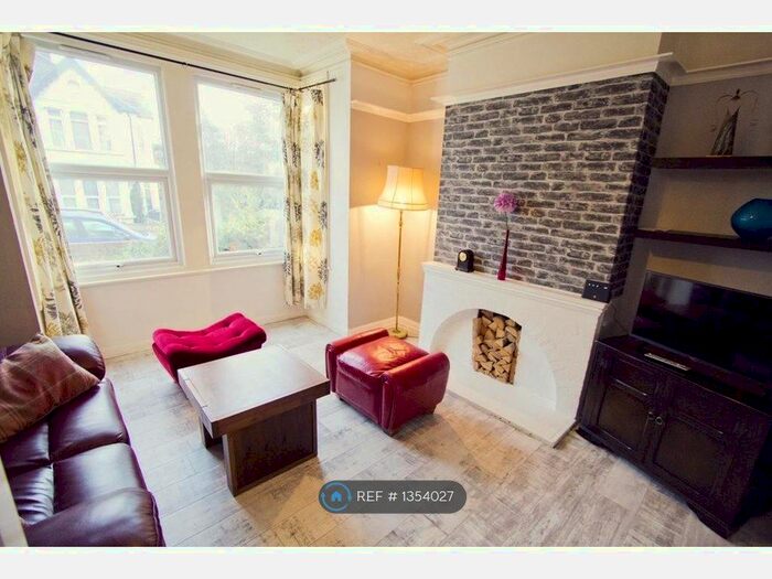 1 Bedroom Flat To Rent In Retreat Road, Westcliff-On-Sea, SS0