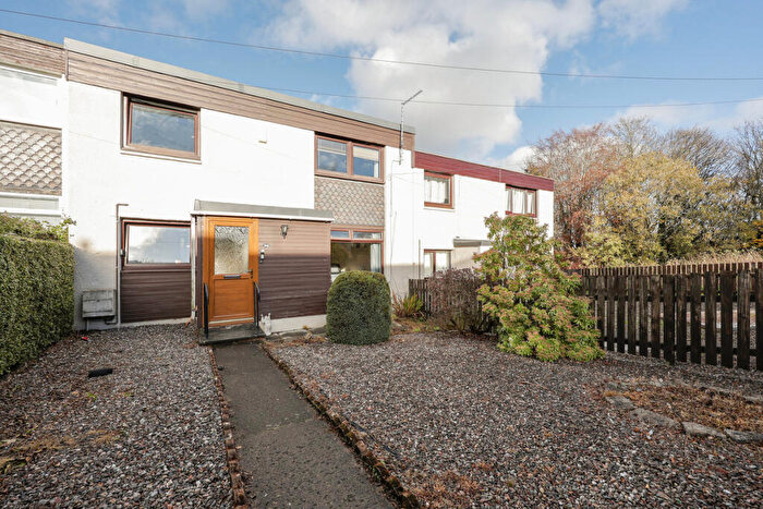 3 Bedroom Terraced House For Sale In Lothian Court, Glenrothes, KY6