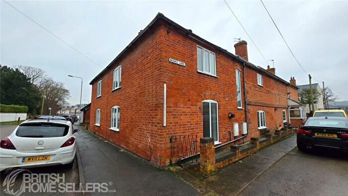 4 Bedroom Semi-Detached House For Sale In Leake Road, Gotham, Nottingham, Nottinghamshire, NG11