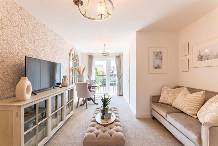 1 Bedroom Apartment For Sale In Springs Court, Field Close, East Riding Of Yorkshire, HU16