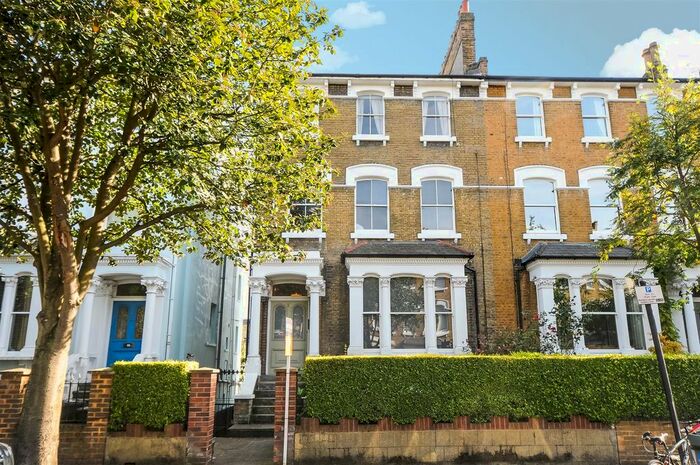 2 Bedroom Flat To Rent In Ashley Road, London, N19
