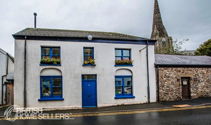 5 Bedroom Detached House For Sale In Lady Street, Kidwelly, Carmarthenshire, SA17