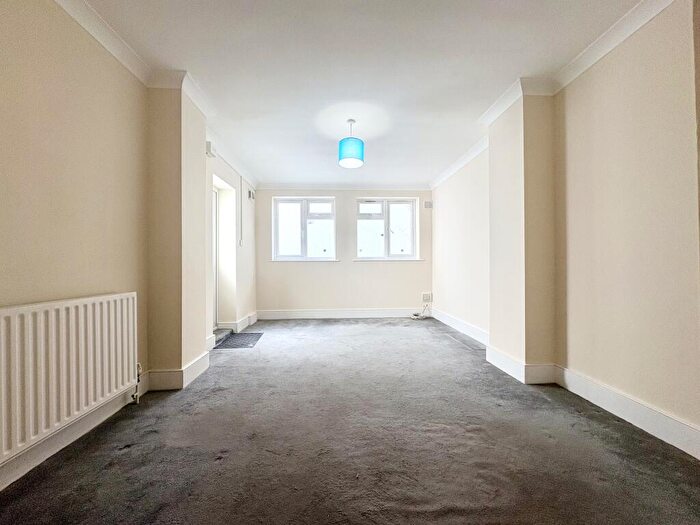 1 Bedroom Flat To Rent In Eglington Road, Woolwich, SE18