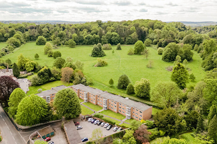 2 Bedroom Flat For Sale In Henbury Gardens, Henbury, Bristol, BS10