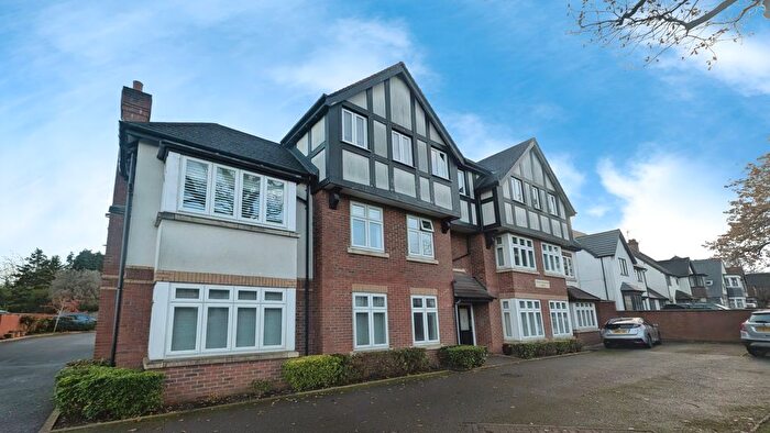 2 Bedroom Flat To Rent In Blossomfield Road, Solihull, B91
