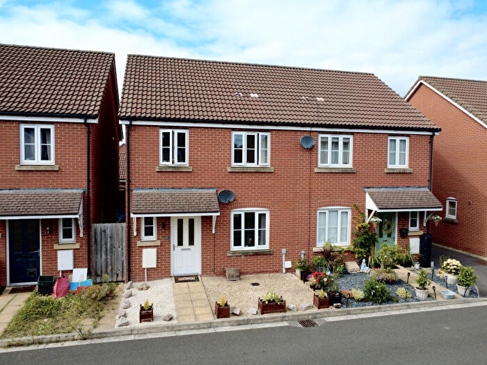 3 Bedroom Semi-Detached House For Sale In Buckle Path, Weston-super-mare, BS24