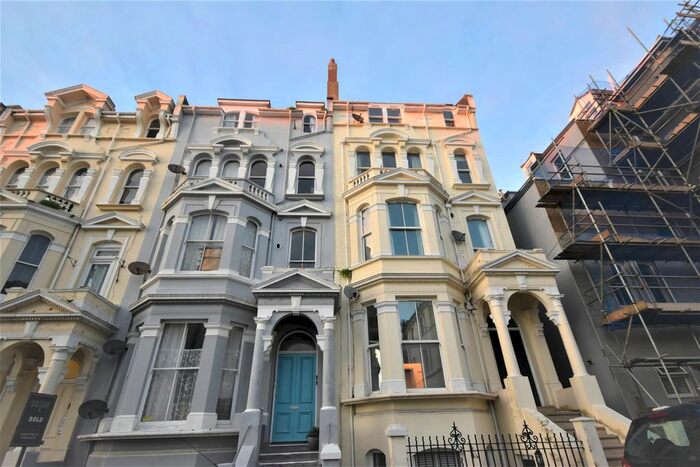 1 Bedroom Flat To Rent In Warrior Gardens, St. Leonards-On-Sea, TN37