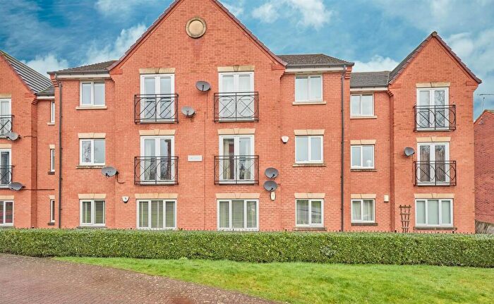 2 Bedroom Apartment For Sale In Barons Court, Kirby Muxloe, LE9