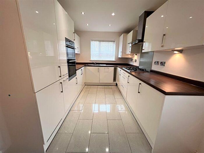 4 Bedroom Semi-Detached House To Rent In Clover Drive, Salford, M7
