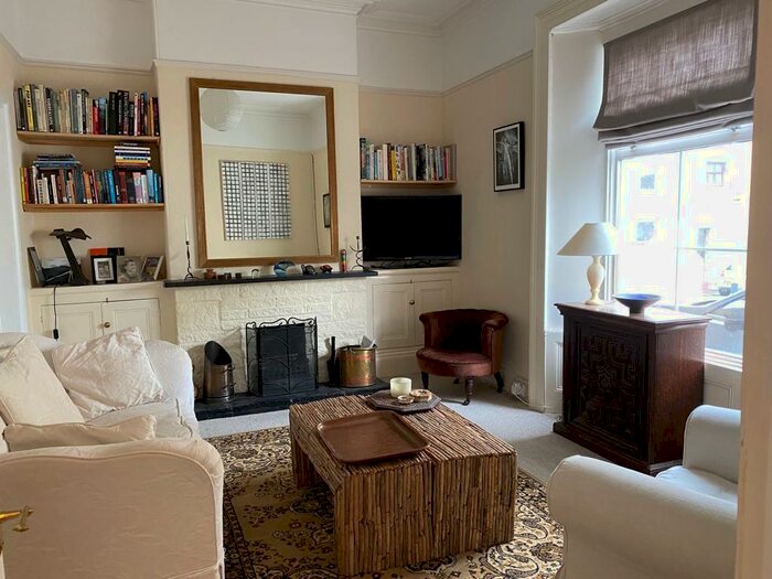 3 Bedroom Semi-Detached House To Rent In Radnor Street, PL4