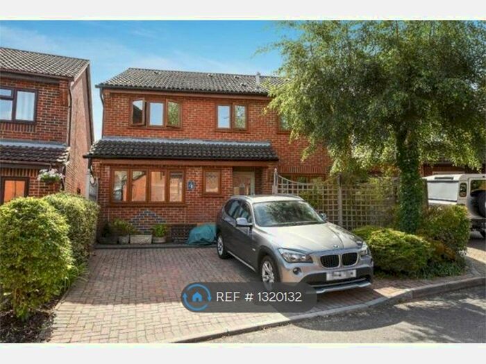 4 Bedroom Detached House To Rent In Partry Close, Chandler's Ford, Eastleigh SO53