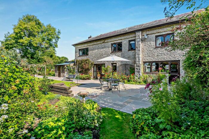 4 Bedroom Detached House For Sale In Walton, Presteigne, Powys, LD8