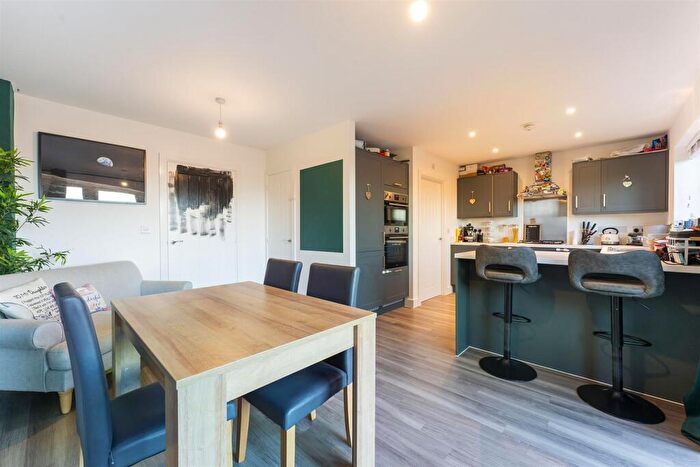 4 Bedroom Detached House For Sale In Mercury Close, Barton Seagrave, NN15