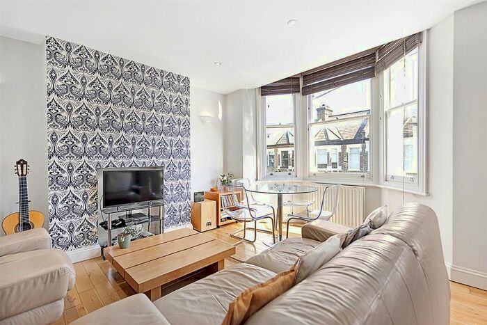 2 Bedroom Flat To Rent In Leander Road, London, SW2