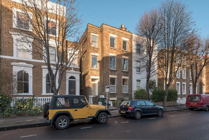 3 Bedroom Flat To Rent In Englefield Road London, N1