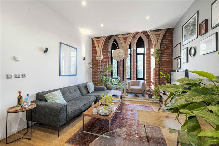 3 Bedroom Flat To Rent In Lynton Road, London, SE1