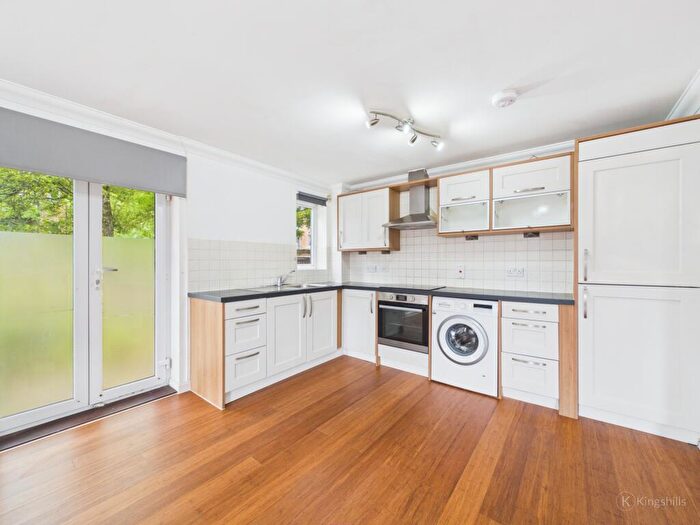 2 Bedroom Flat To Rent In Peddle Court, West End Road, High Wycombe, HP11