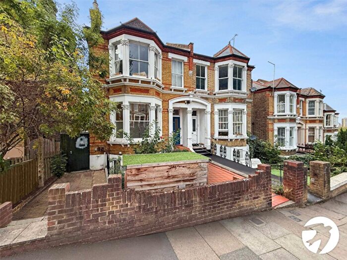 2 Bedroom Maisonette To Rent In Jerningham Road, London, SE14