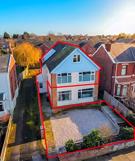 4 Bedroom Duplex For Sale In Hart Street, Southport, PR8