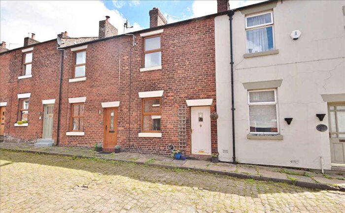 2 Bedroom Cottage For Sale In Mill Street, Wheelton, Chorley, PR6