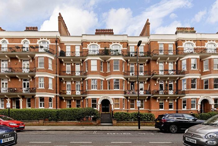 2 Bedroom Flat To Rent In Elgin Avenue, London, W9