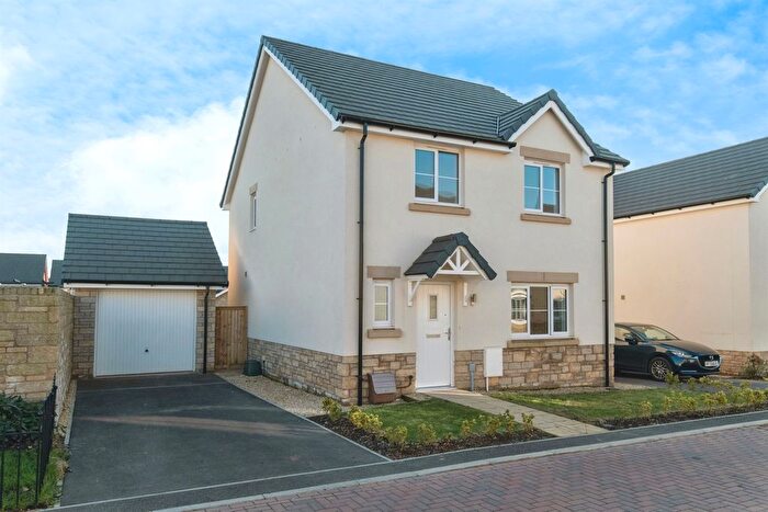 4 Bedroom Detached House For Sale In Curlew Close, Axminster, EX13
