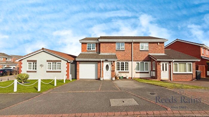 3 Bedroom Semi-Detached House For Sale In Brackenbeds Close, Pelton, Chester Le Street, Durham, DH2