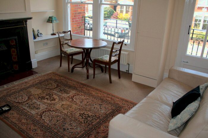 1 Bedroom Flat To Rent In Donovan Avenue, London, N10