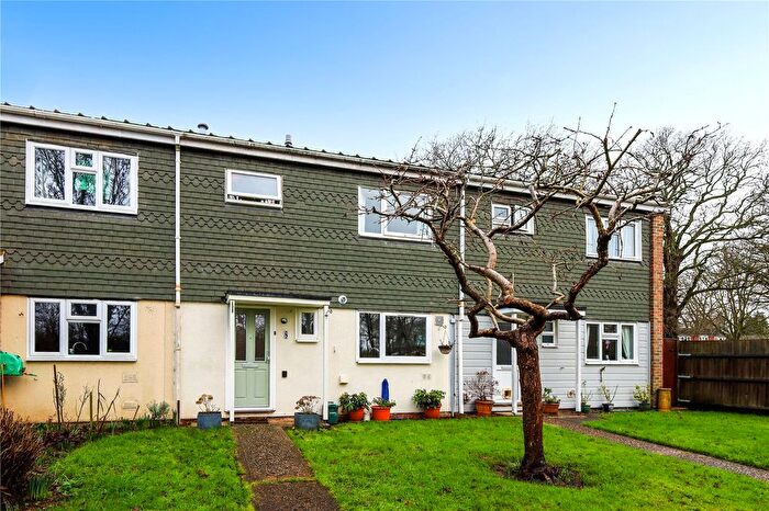 3 Bedroom Terraced House For Sale In Redwing Avenue, Godalming, Surrey, GU7