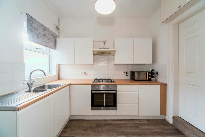 2 Bedroom Terraced House To Rent In Evas Avenue, De La Pole Avenue, Hull, East Riding Of Yorkshi HU3