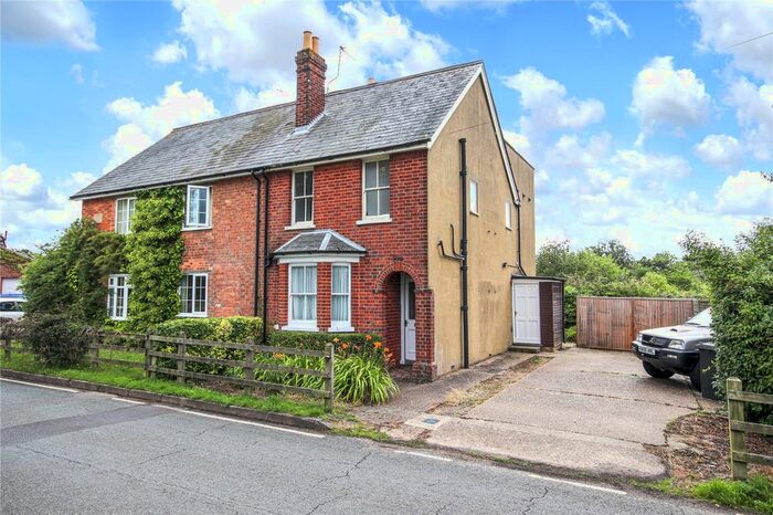 3 Bedroom Semi-Detached House For Sale In Reeds Lane, Shipbourne, Tonbridge, Kent, TN11
