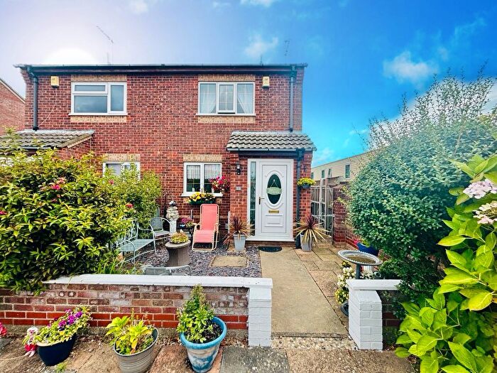 2 Bedroom Semi Detached House For Sale In Watling Close, Caister-On-Sea, NR30