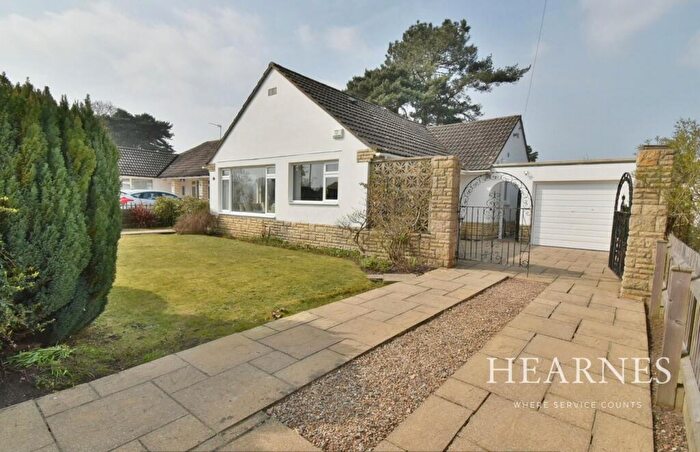 2 Bedroom Bungalow For Sale In Longacre Drive, Ferndown, BH22