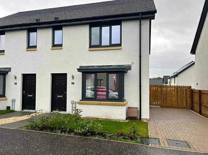 3 Bedroom Semi-detached House To Rent In Fairbairn Drive, Glenrothes, Fife, KY7
