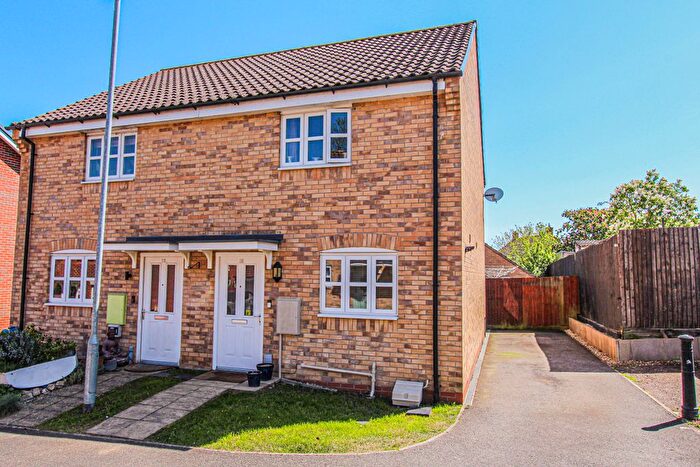 2 Bedroom Semi Detached House For Sale In Harrington Road, Irthlingborough, NN9