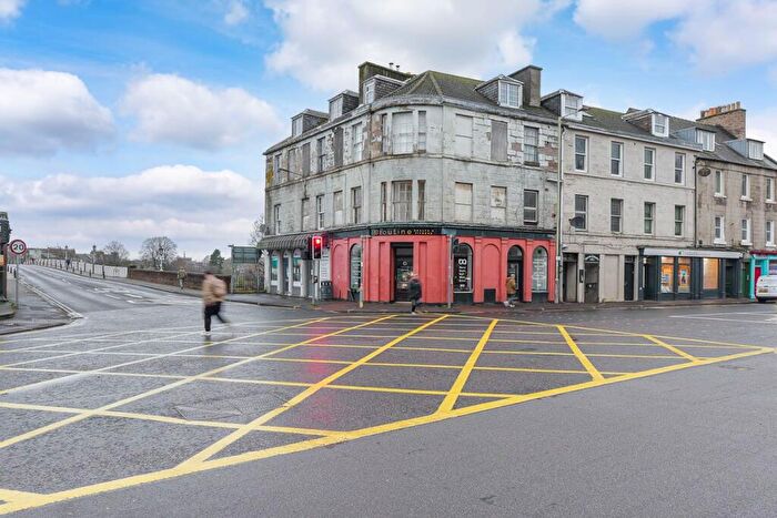 2 Bedroom Flat For Sale In , Rhys Court, Perth, PH2