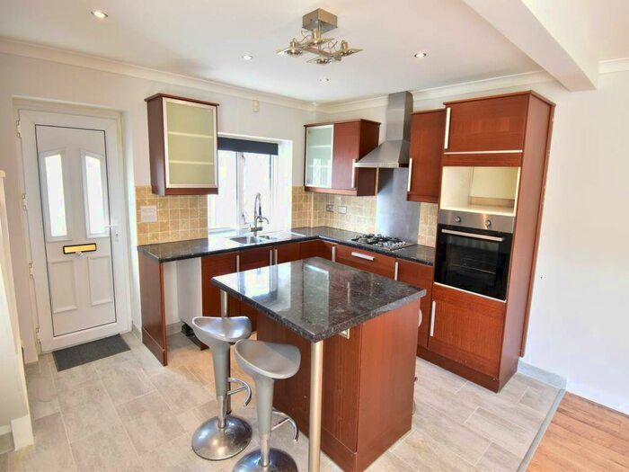 3 Bedroom Property To Rent In Lan Street, Morriston, Swansea SA6