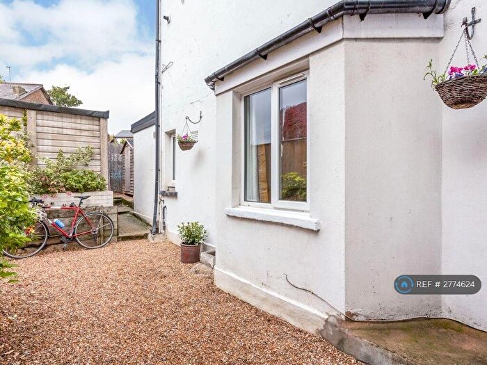 2 Bedroom Maisonette To Rent In Glenwood Road, London, SE6