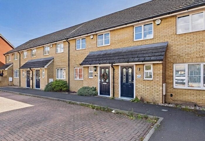 3 Bedroom Terraced House For Sale In The Chimes, Hoo, Rochester, ME3