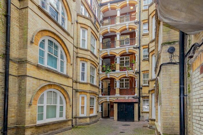 1 Bedroom Flat To Rent In Goldhawk Road, London, W12