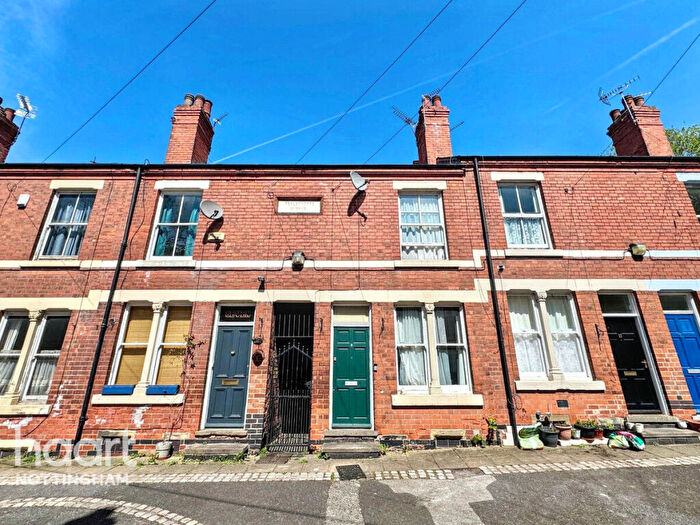 3 Bedroom Terraced House For Sale In Perlethorpe Avenue, Sneinton, NG2