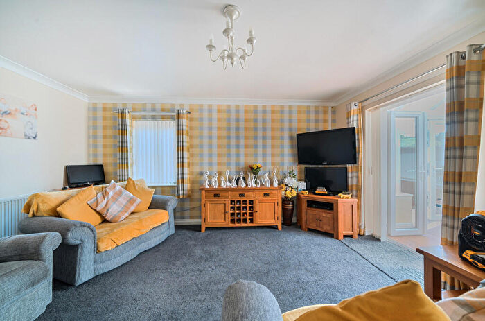 2 Bedroom Bungalow For Sale In The Deanes, Tiverton, Devon, EX16