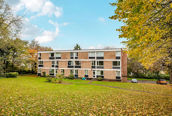 2 Bedroom Apartment For Sale In Westacre Close, Bristol, Somerset, BS10