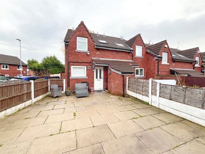 3 Bedroom End Of Terrace House For Sale In White Moss Road, Blackley, Manchester, M9