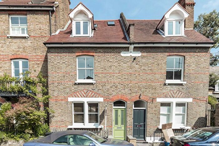 3 Bedroom Property To Rent In The Vineyard, Richmond, TW10