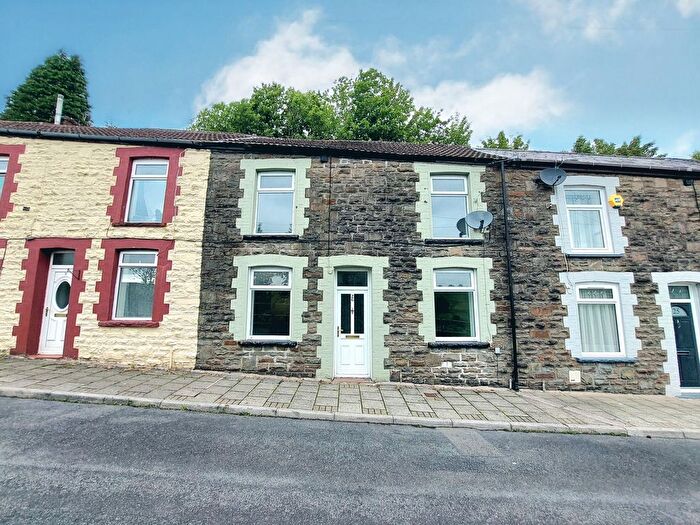 3 Bedroom Terraced House To Rent In Brynbedw Road, Tylorstown, CF43